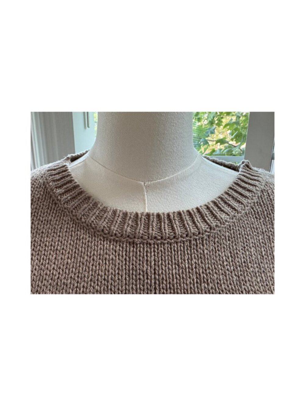 Jenni Kayne Cameron Crewneck Sweater in Taupe Size L - Picture 4 of 7